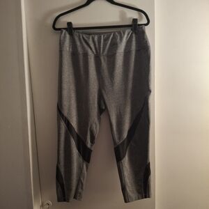 Pro Player Women's Gray and Black Athletic Leggings